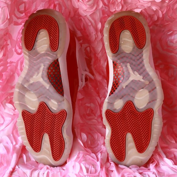 Air Jordan 11 Retro 'Cherry - Picture 4 of 4